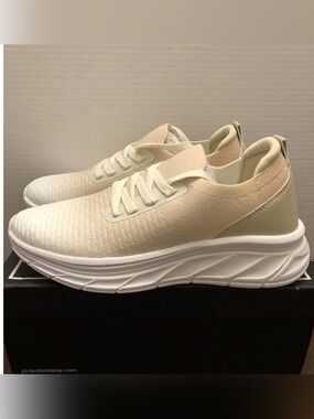 NWT Urban Sport by J/Slides Beige Ombré Women's Slip-On Athletic Sneakers Sz 7